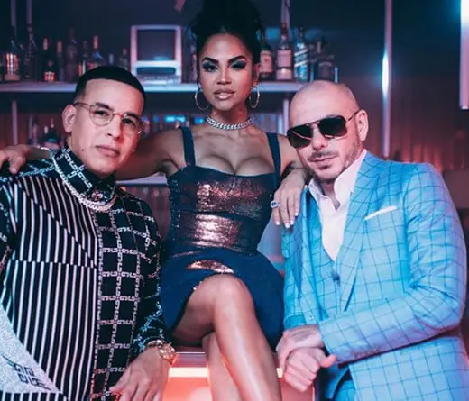 Con flow caribeo, Pitbull, Daddy Yankee y Natti Natasha le ponen ritmo a No Lo Trates.